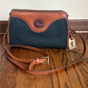 Dooney & Bourke 80s/90s Black/Brown Vintage Crossbody Leather And Brass Purse